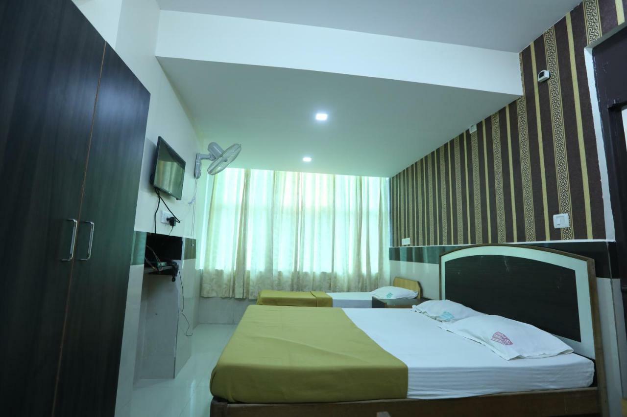 Hotel Embassy Bangalore Eksteriør billede