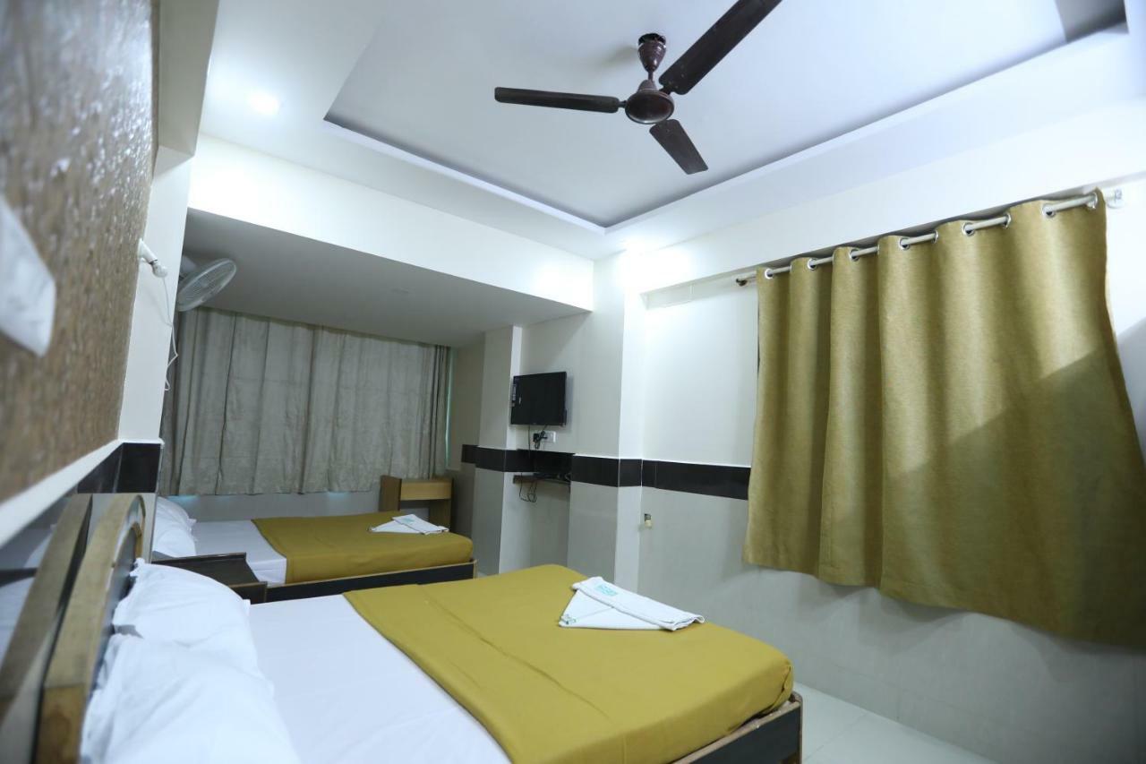 Hotel Embassy Bangalore Eksteriør billede