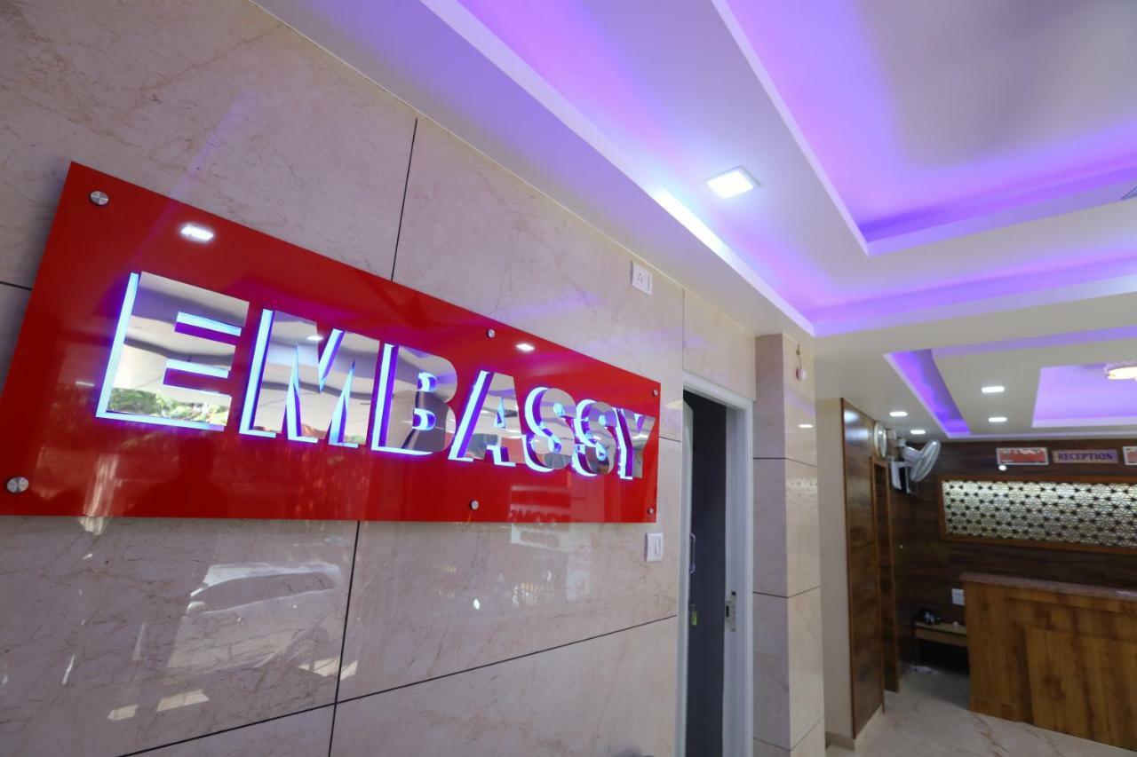 Hotel Embassy Bangalore Eksteriør billede