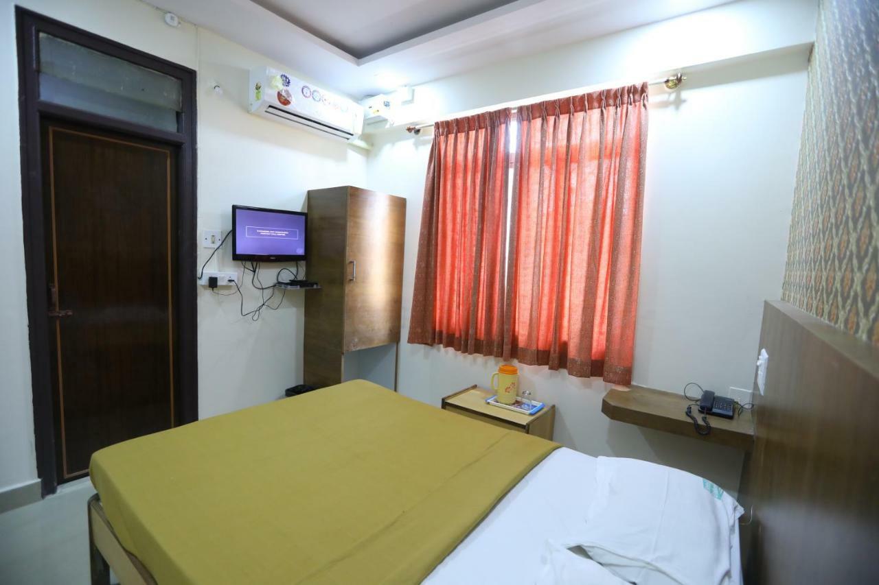 Hotel Embassy Bangalore Eksteriør billede